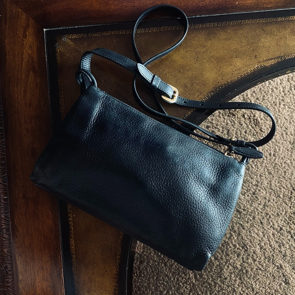 PRADA Daino Crossbody Bag - Picture 4 of 7